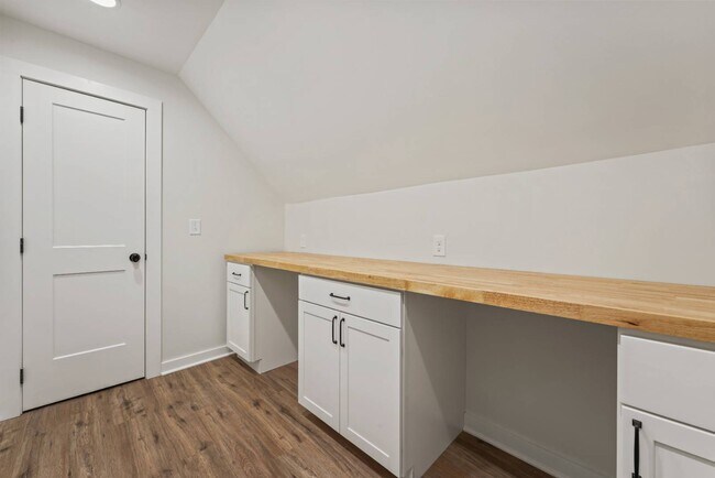 Building Photo - 101 Union Ave