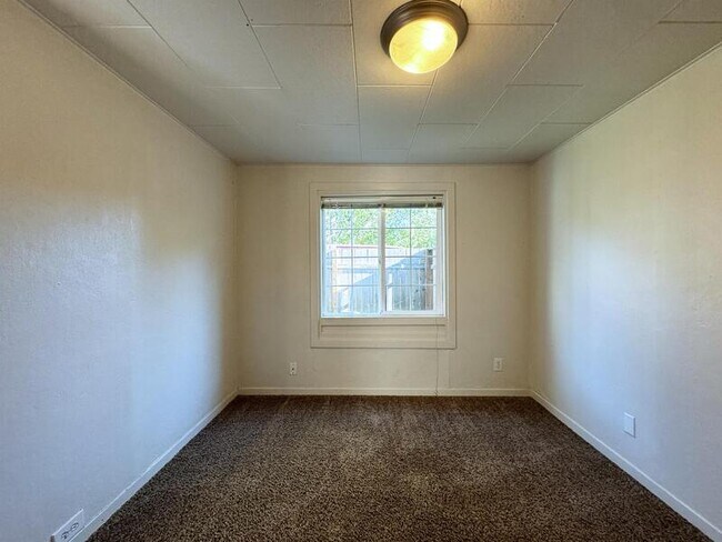 Building Photo - 2963 Alder St