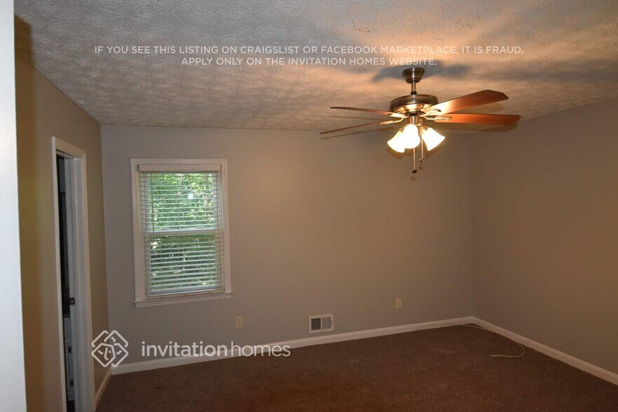 Building Photo - 510 Cove Rd