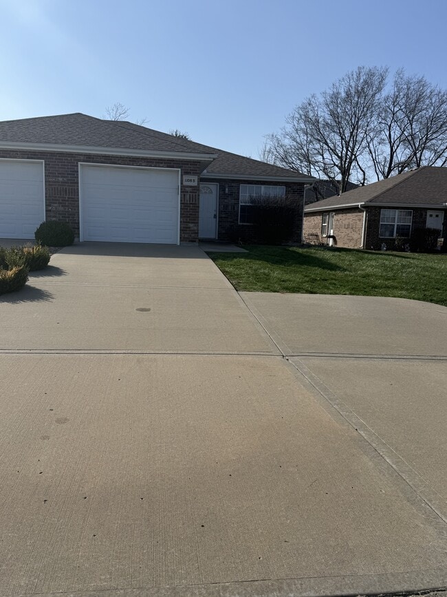 Building Photo - 1108 Kimmy Ln