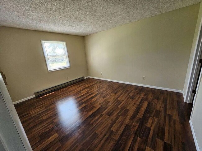 Building Photo - 243 S Durkin Dr