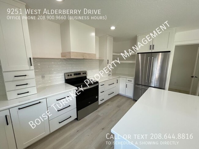 Building Photo - 9251 W Alderberry Dr