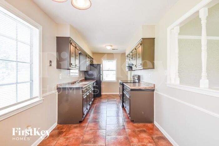 Building Photo - 4475 Grinstead Cove