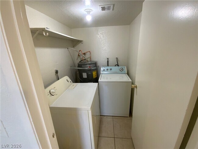 Building Photo - 6994 Issac Ave