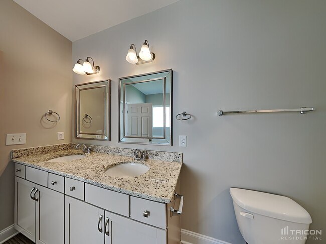 Building Photo - 1111 Westgate Dr