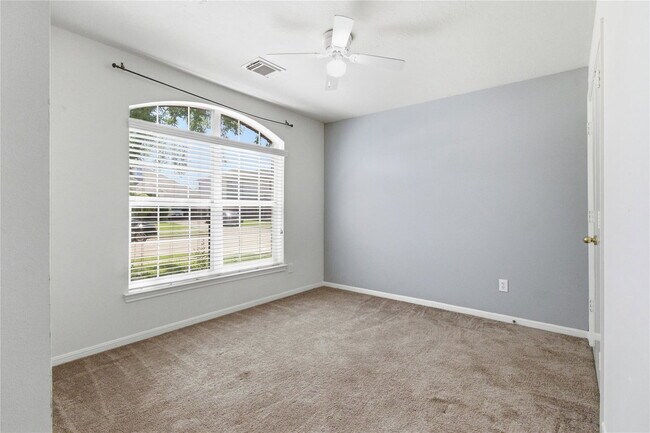 Building Photo - Teal Run Place Court, Fresno, TX 77545 - 4 BR 2 BA single-family home