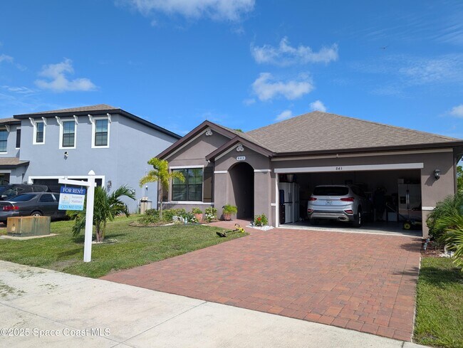 Building Photo - 843 Remington Green Dr SE