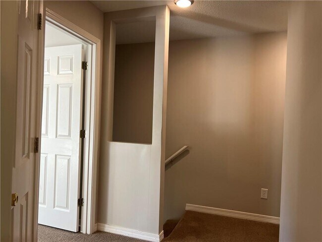 Building Photo - 132 Bayou Sara Ave