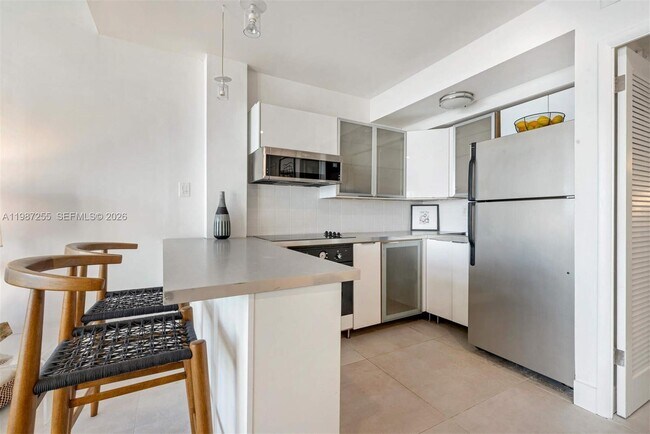 Building Photo - 770 NE 69th St