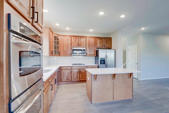 Building Photo - 6004 Nile Cir