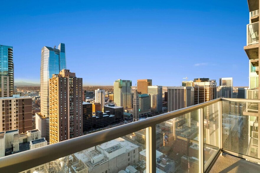 Building Photo - 801 15th St