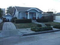 Building Photo - 665F