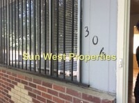 Building Photo - 2 Bed, 1 Bath, Duplex In Aztec
