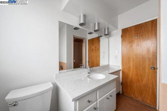 Building Photo - 4120 Rhoda Ave