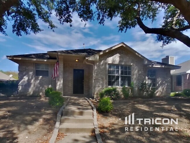 Primary Photo - 2239 Barnett Street Lancaster TX
