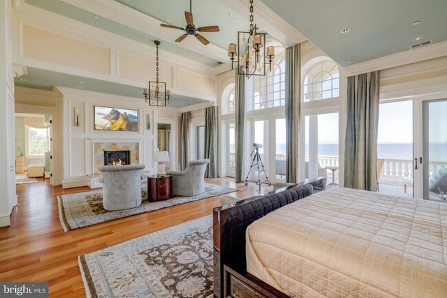 Building Photo - 200 Bridgeview Ln