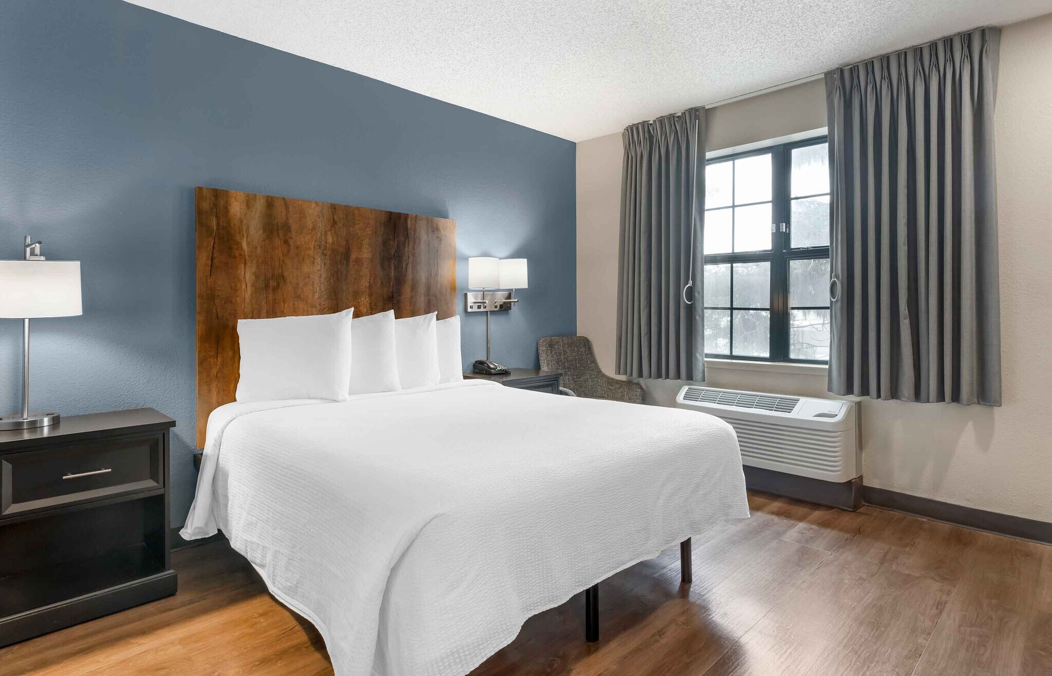 Building Photo - Furnished Studio-Union City - Dyer St.