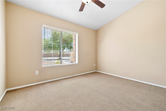 Building Photo - 6171 Starlight Dr