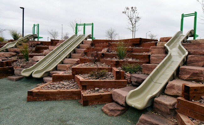 Building Photo - 340 Cadence Vista Dr