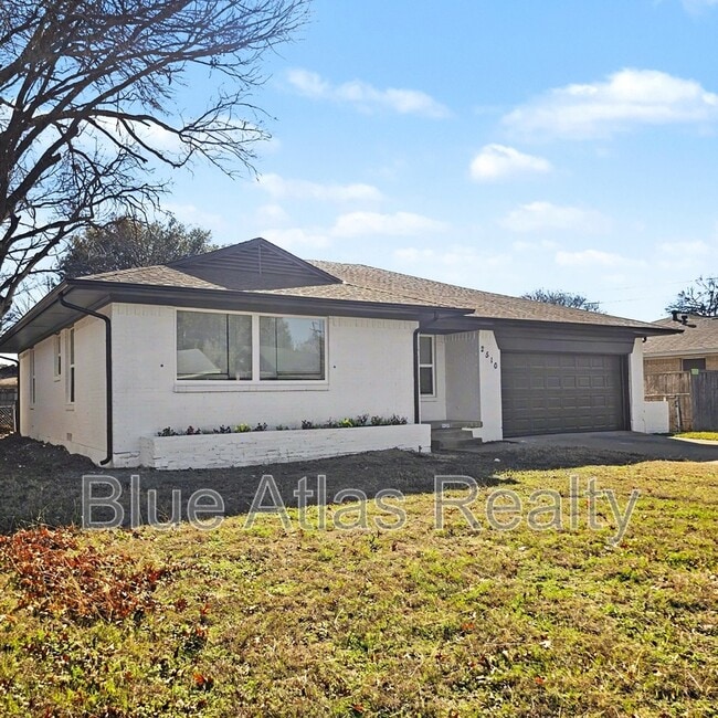 Building Photo - 2510 Materhorn Dr