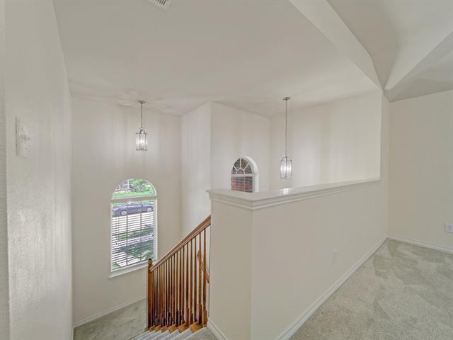 Building Photo - 348 Kansas Trail