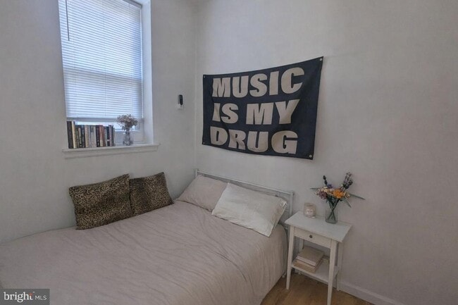 Building Photo - 251 S 21st St