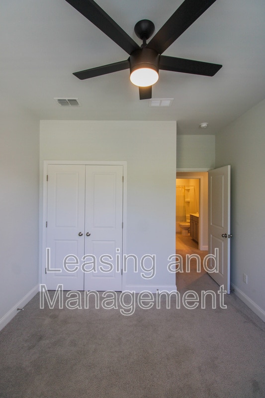 Building Photo - 2234 Henry Tecklenburg Dr