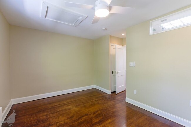 Building Photo - Light-Filled Two Bedroom Home in Hill East...