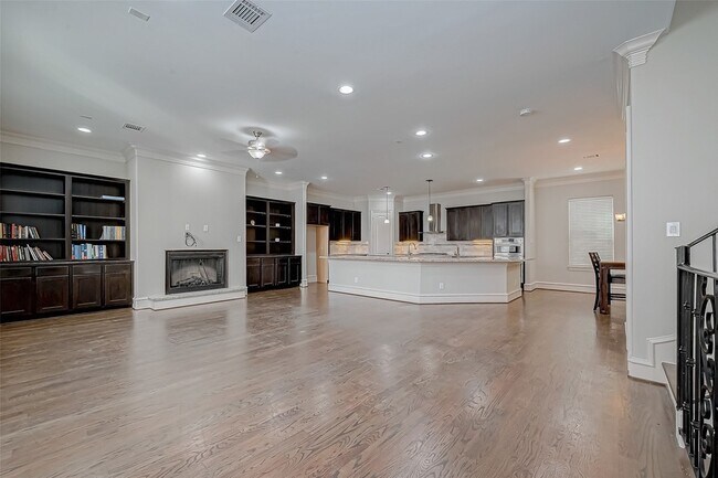 Building Photo - 5226 Kiam St