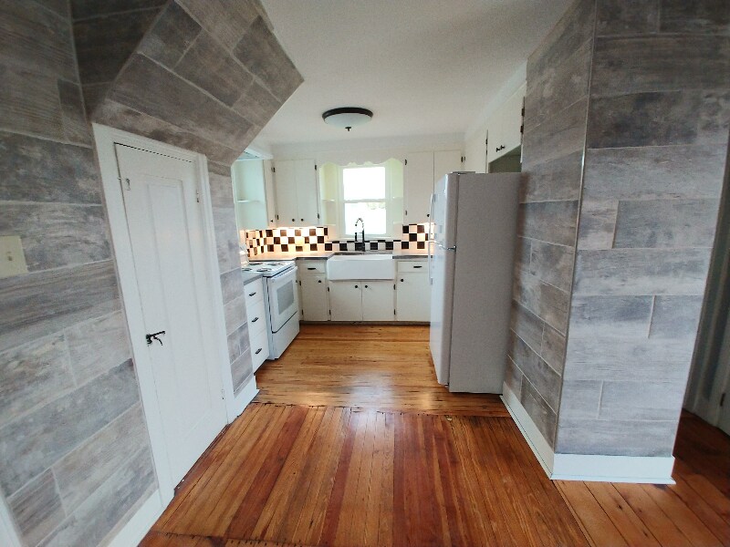 Building Photo - 117 N Middlesex Rd