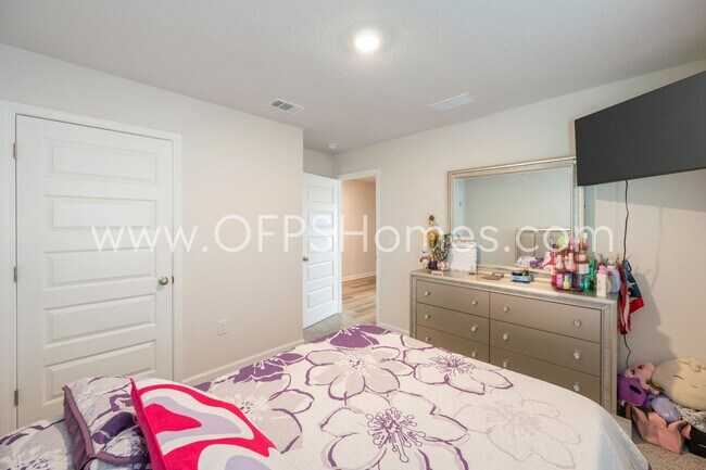 Building Photo - 4618 Naval Ct