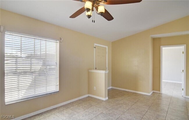 Building Photo - 1729 NE 21st St