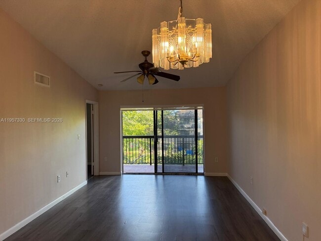 Building Photo - 9971 Nob Hill Pl