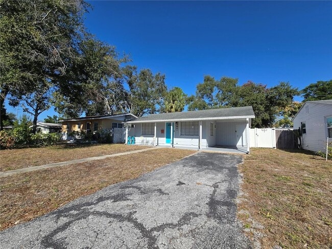 Building Photo - 6343 5th Ave S