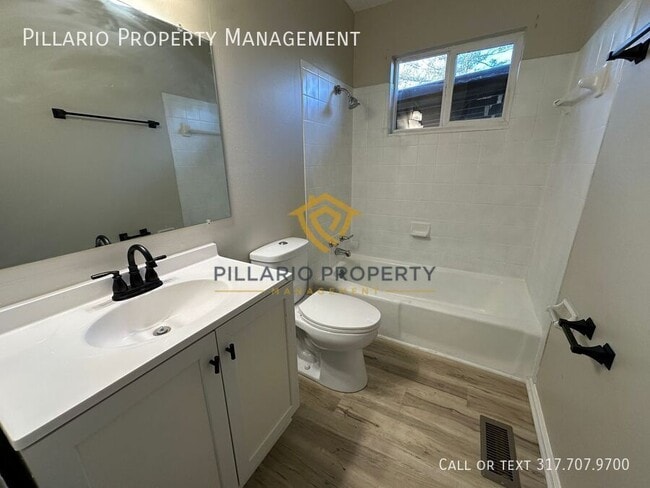 Building Photo - 4703 E Minnesota St