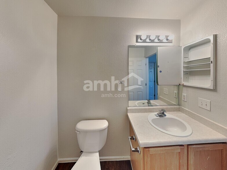 Building Photo - 21480 E 42nd Ave