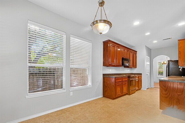 Building Photo - 2318 Kylie Ct