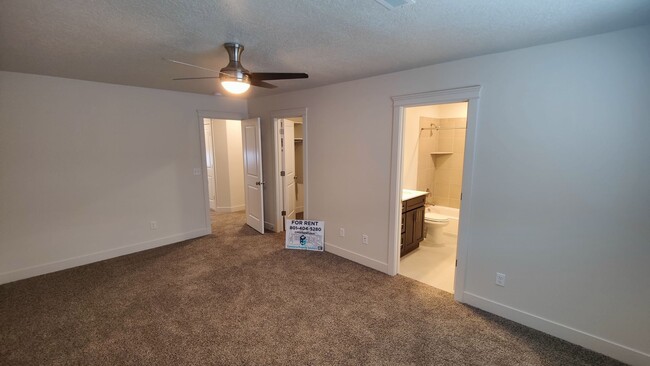 Building Photo - 1-year old- 3 Bed/2.5 Bath Townhome in Wes...