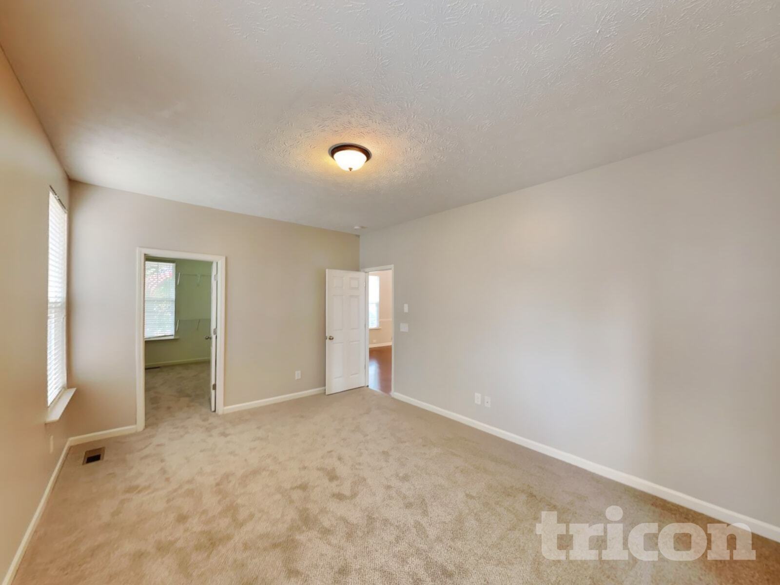 Building Photo - 6429 Sunnywood Dr