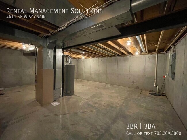 Building Photo - *SHAWNEE HEIGHTS SCHOOL DISTRICT* 4411 SE ...