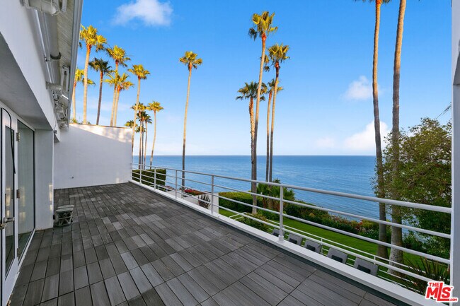 Building Photo - 27428 Pacific Coast Hwy
