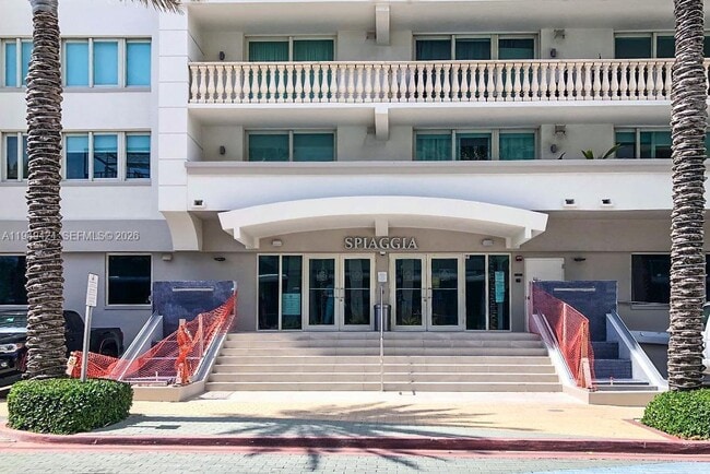 Building Photo - 9499 Collins Ave