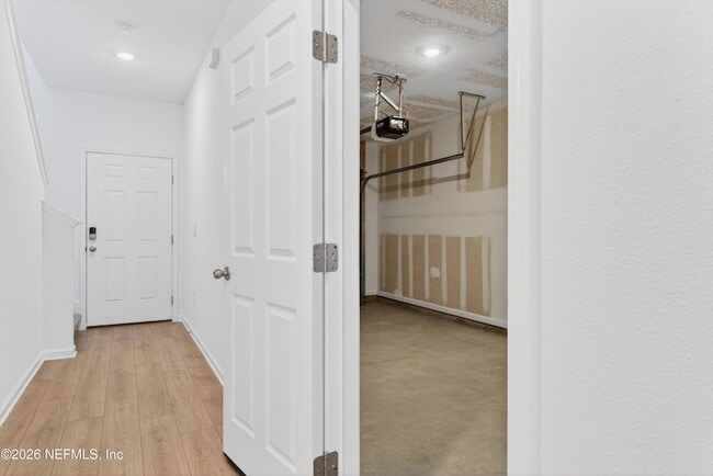 Building Photo - 1460 Jeremiah St