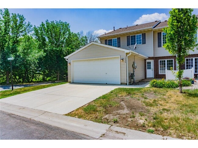 Primary Photo - 1236 Heather Ln