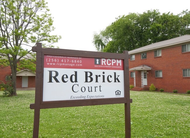 Building Photo - Red Brick Court