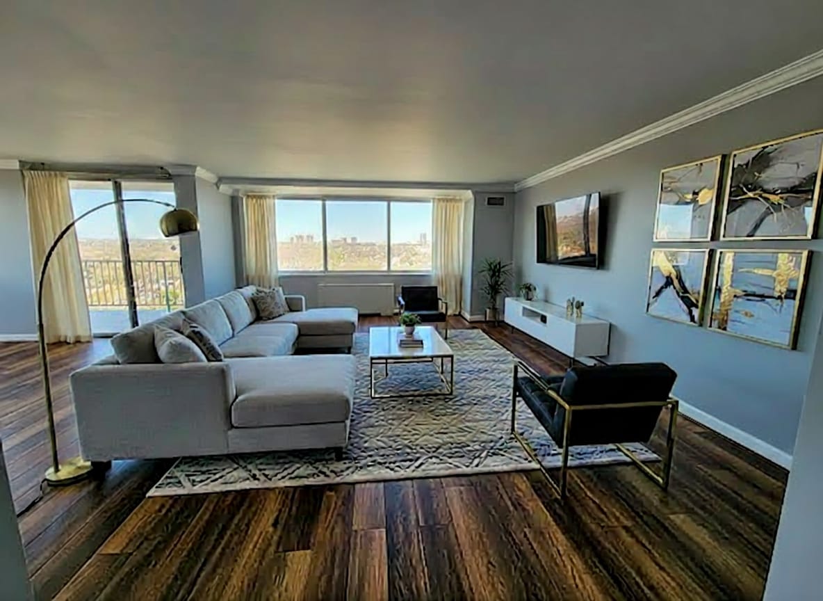 Building Photo - 301 N Beauregard St