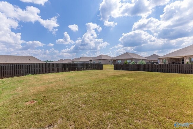 Building Photo - 290 Caudle Dr