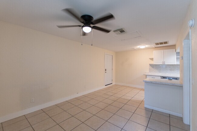 Building Photo - 1414 San Juan Ct