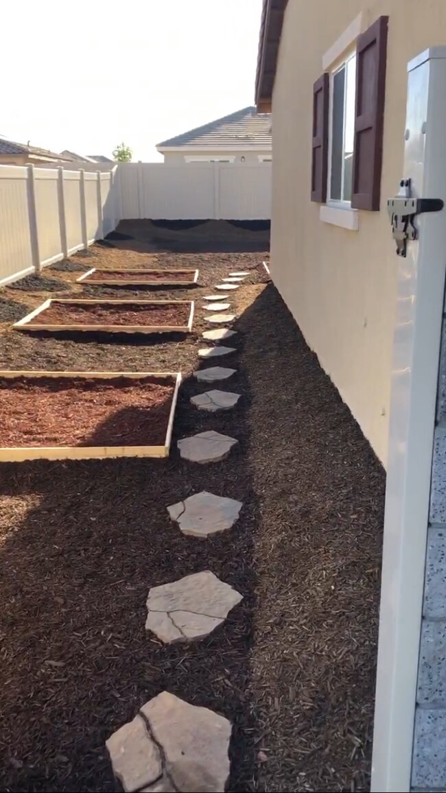 Building Photo - 26756 Calle Celia