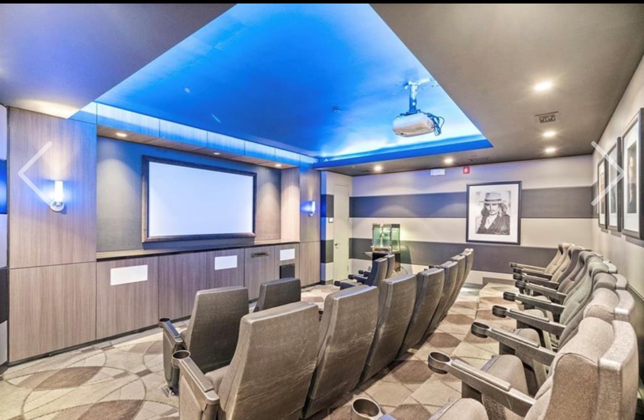 Building Photo - 1901 Post Oak Blvd